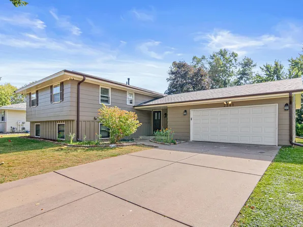 2340 Standridge Ave, Saint Paul, MN 55109