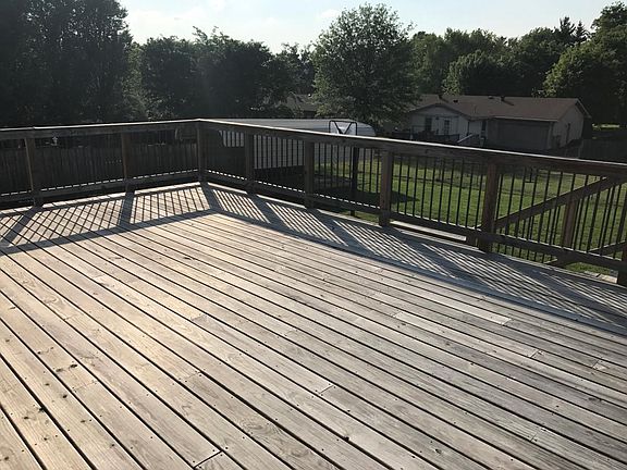 Spacious Deck