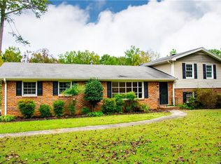 3077 Laura Ln, Lithia Springs, GA 30122