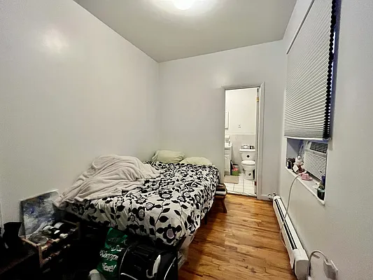 Rented by Compass | media 7
