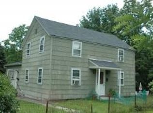6 3rd St, Bloomingdale, NJ 07403