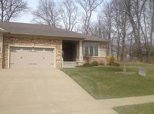 4008 Windfall Dr NW, Cedar Rapids, IA
