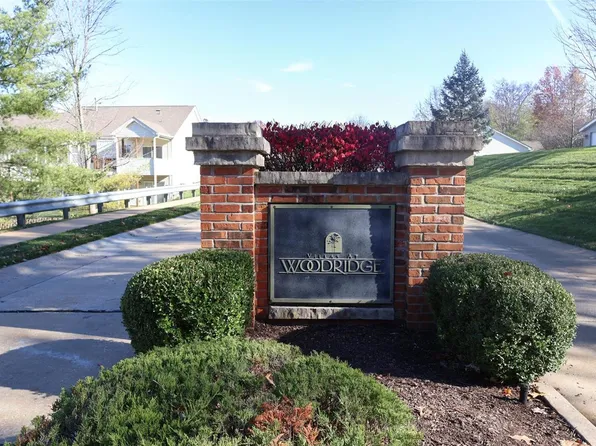 4713 Woody Terrace Ct, Saint Louis, MO 63129