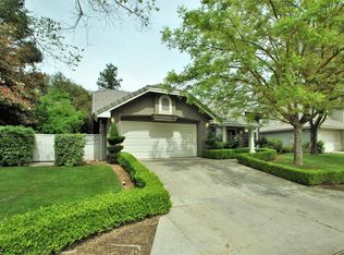 868 E Brighton Ln, Fresno, CA 93720
