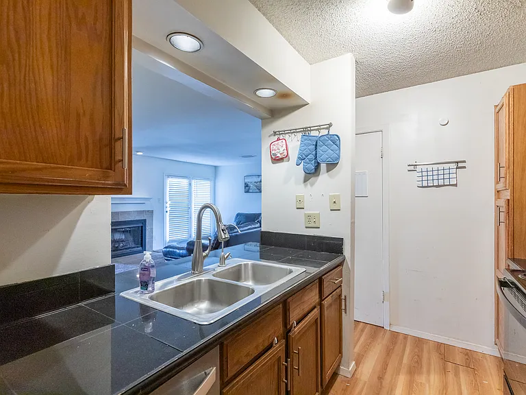 1310 Westheimer Rd #210 — Photo 8
