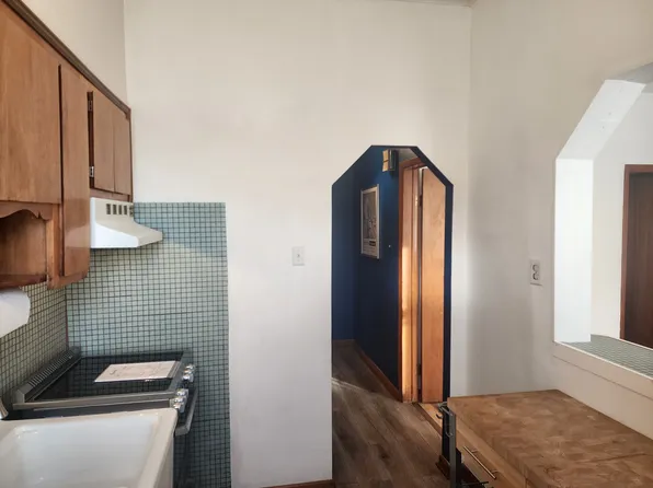 229 Monitor Street image 2 of 21