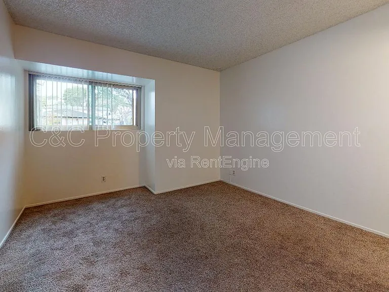 935 Lighthouse Ave #12 — Photo 7