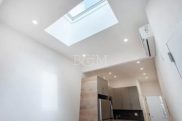 Rented by Brick&Mortar | media 5