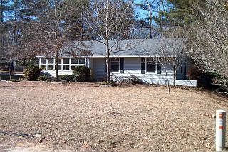 1700 sq, 3 bd, 2bth