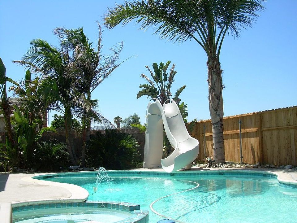 Pool/Spa/Waterslide