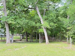 879 Christmas Rd, Brenham, TX 77833