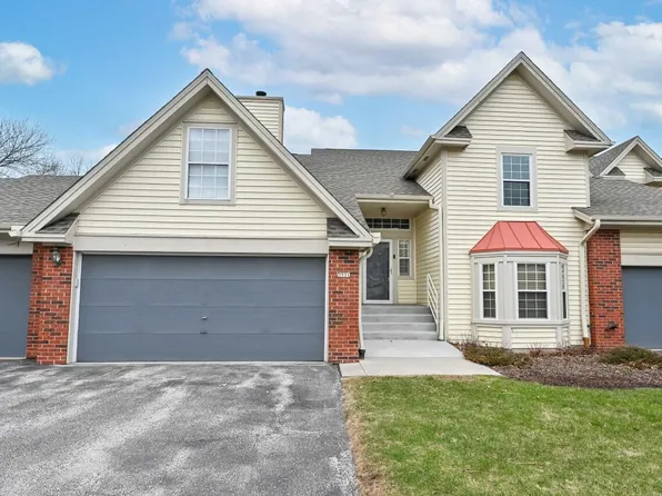 3531 West Old Oaks DRIVE, Greenfield, WI 53221