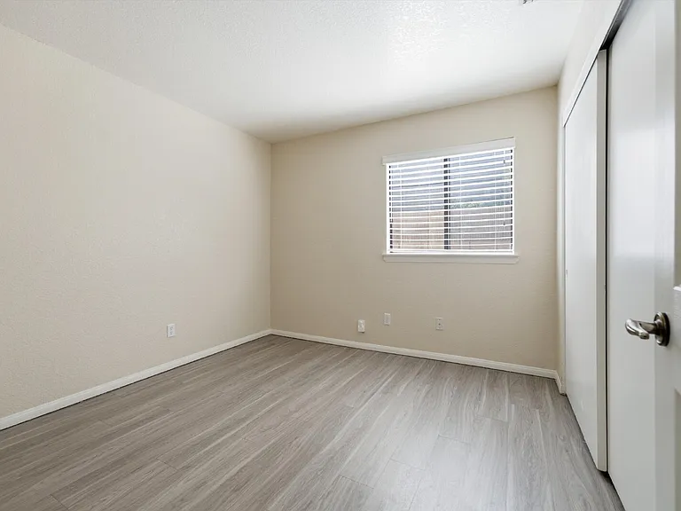 3129 Golfwood Ct — Photo 20