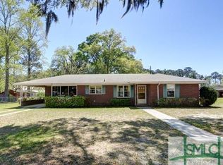 205 W 3rd St, Springfield, GA 31329