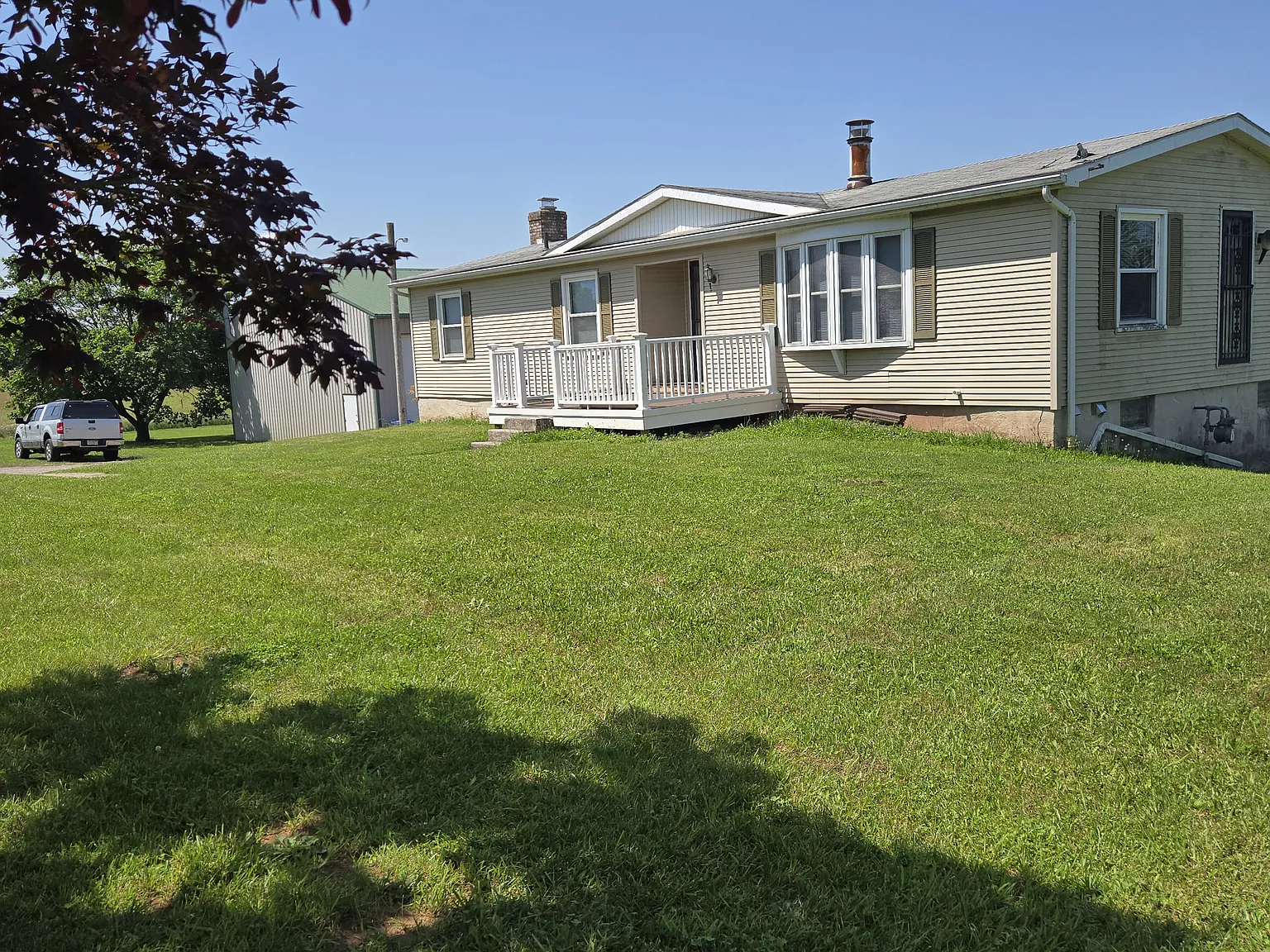 2 bed, 1000 sqft, $2,000 — Photo 1