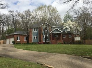 1807 S Prestwick Pl, Rogers, AR 72758