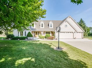 3909 83rd St, Kenosha, WI 53142