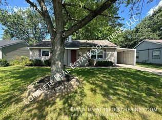 79 Crestview Dr, Greenwood, IN 46143