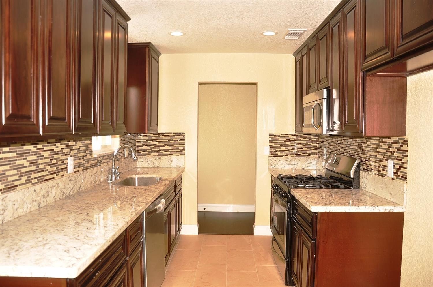 ◆ Happy Lucky 7446 Zurich St, Anchorage, AK 99507 | Zillow