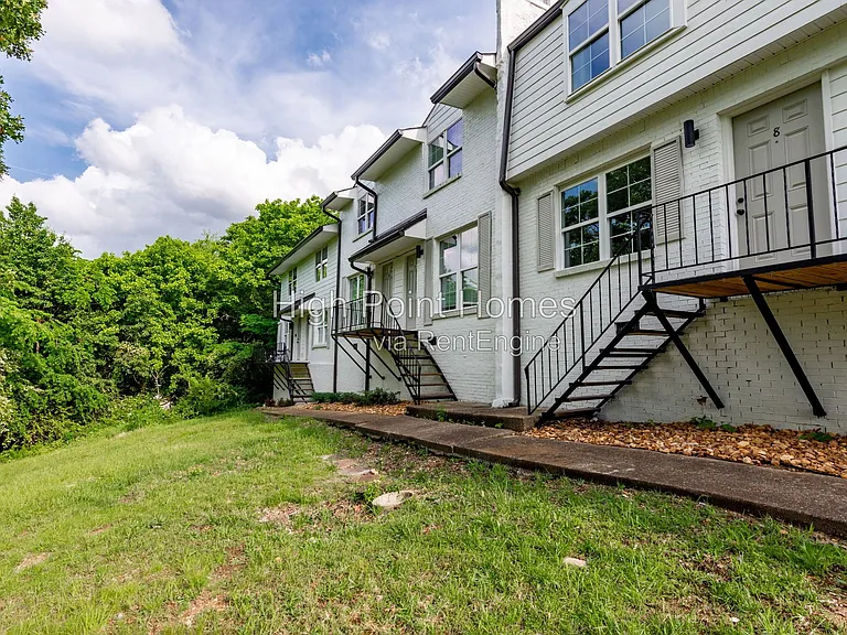 400 Gallery Ln #B-7 — Photo 24