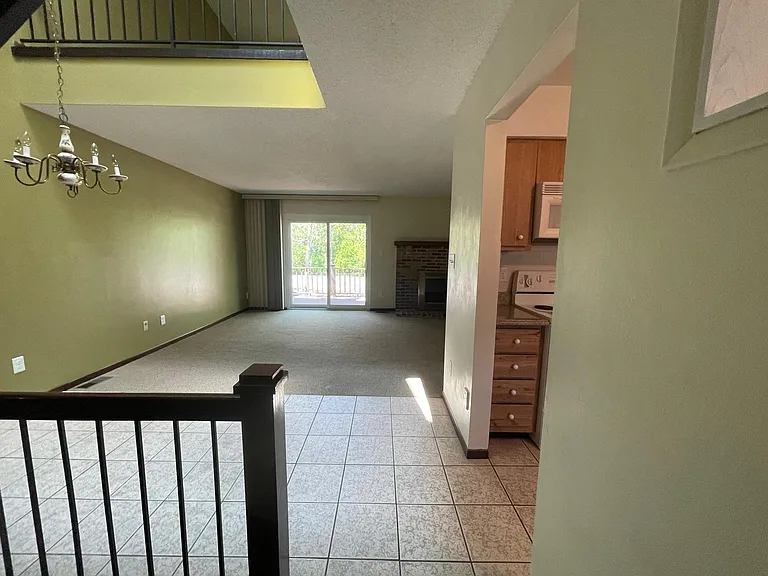 1811 Tawny Ash Dr — Photo 5