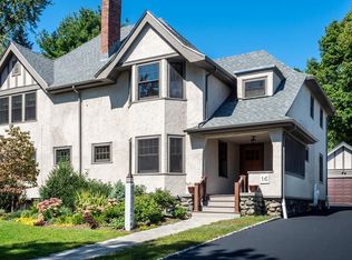 16 Stoneleigh Rd #16, Watertown, MA 02472