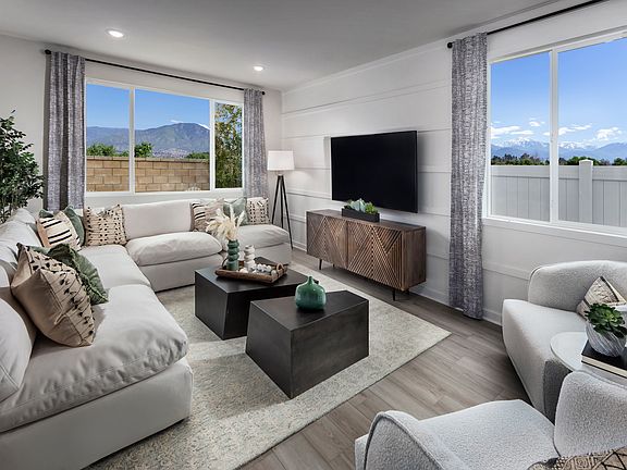 Hilltop - Residence 2 - Great Room