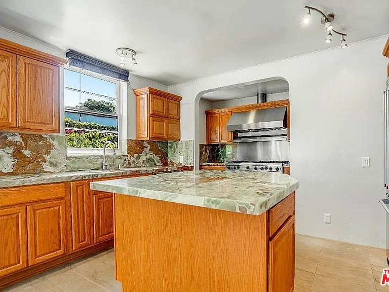 2128 Ashland Ave — Photo 7