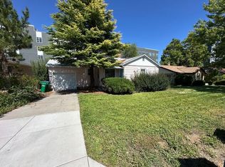 1540 Hillside Dr, Reno, NV 89503