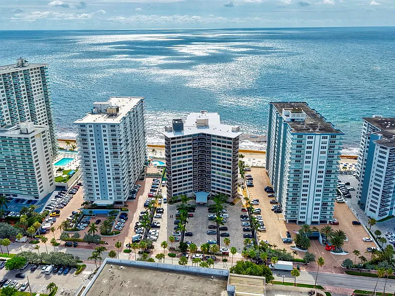 3800 Galt Ocean Dr #302 — Photo 13