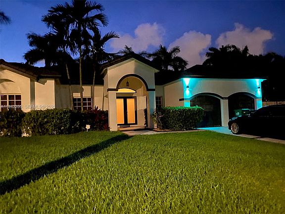 3rd image of 13135 SW 218th Ter