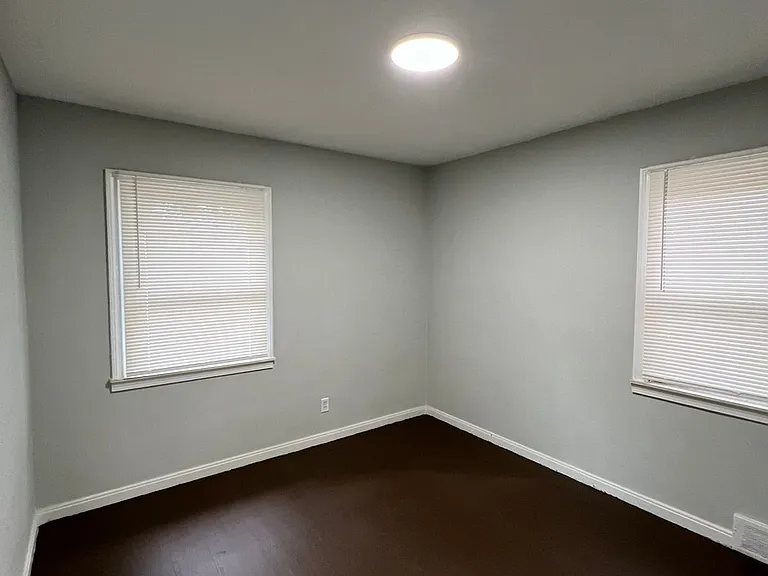 20237 Glastonbury Rd — Photo 5