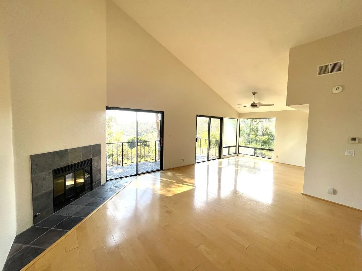 Spacious Tierrasanta Condo Coming Soon! — Photo 3