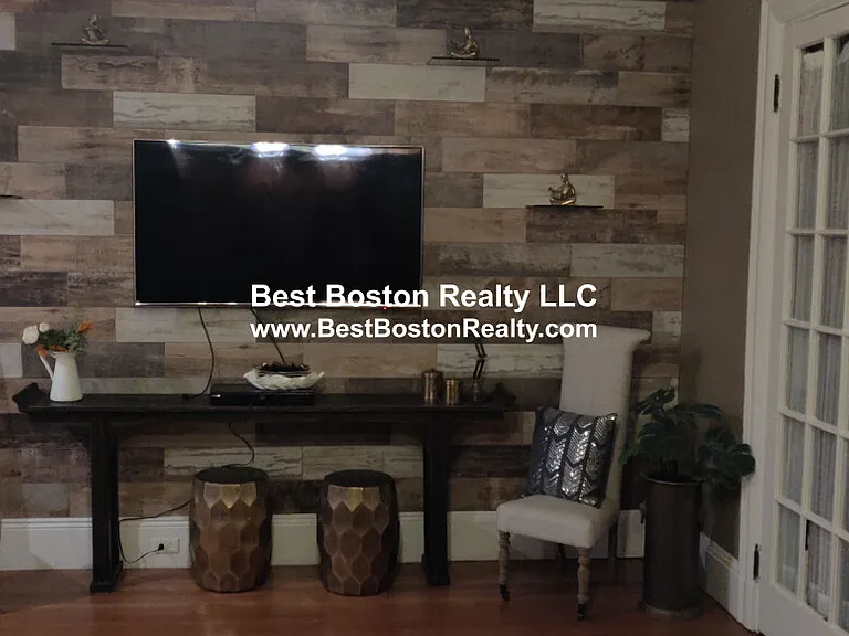 108 Walnut St #108 — Photo 2