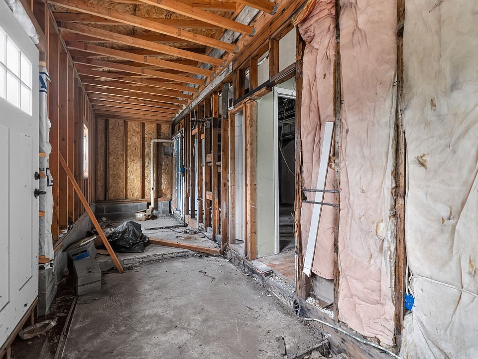 4007 Pine Grove Ave, photo 2