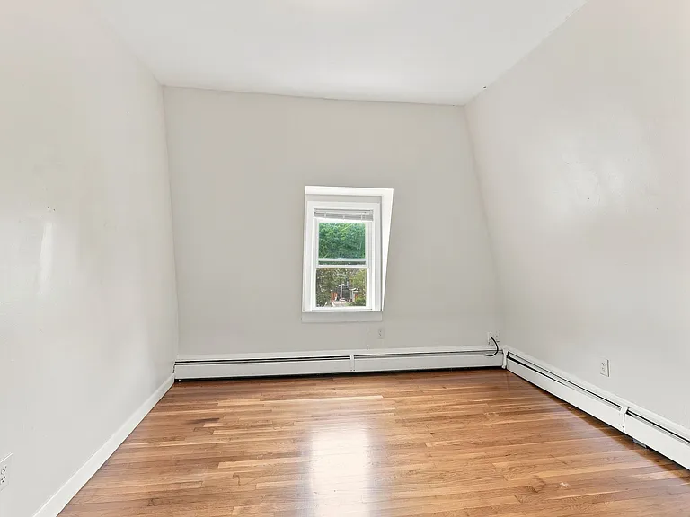 85 Parade St #3 — Photo 14