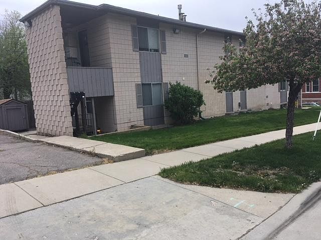 1st image of 960 E 4th Ave #6