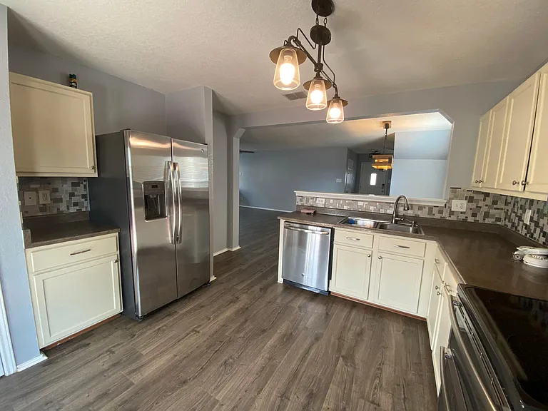 3411 Ashleaf Wls — Photo 4