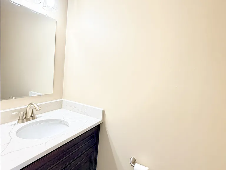 3937 Seeman Rd #1 — Photo 4