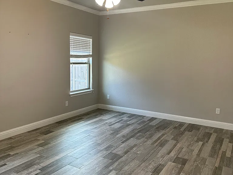 2203 Navasota St — Photo 20