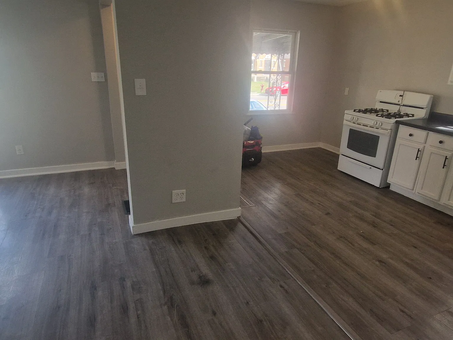 3 bed, 968 sqft, $1,500 — Photo 3