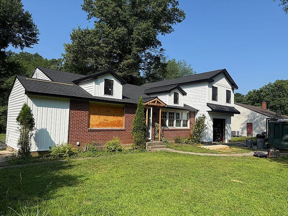1st image of 50 Manor Ln