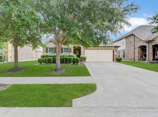 6818 Hunters Way Ln, Baytown, TX 77521