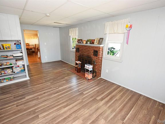 5th image of 4181 Minnetonka Dr
