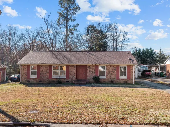 7418 Middlebury Pl, Charlotte, NC 28212