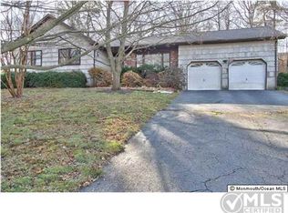 11 Hillside Ter, Ocean, NJ 07712