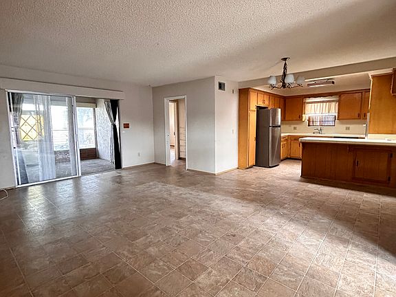 3rd image of 4630 Seminole Dr
