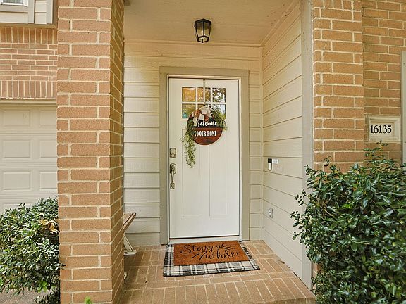 3rd image of 16135 Cypress Trace Dr