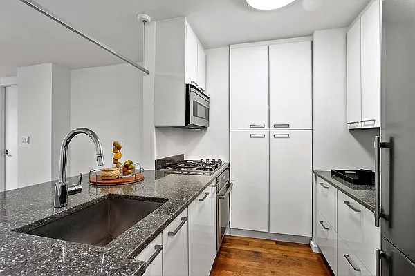 Rented by Compass | media 4