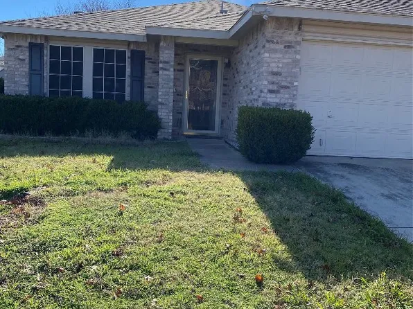 910 Anvil Creek Dr, Arlington, TX 76001